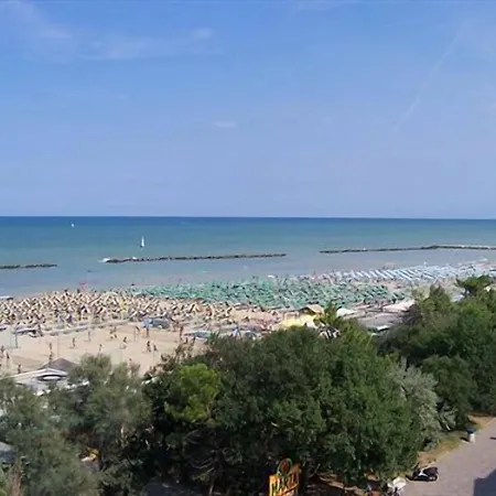 Отель Mirage 3*