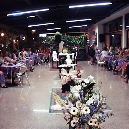 Отель Mirage Лидо-ди-Классе