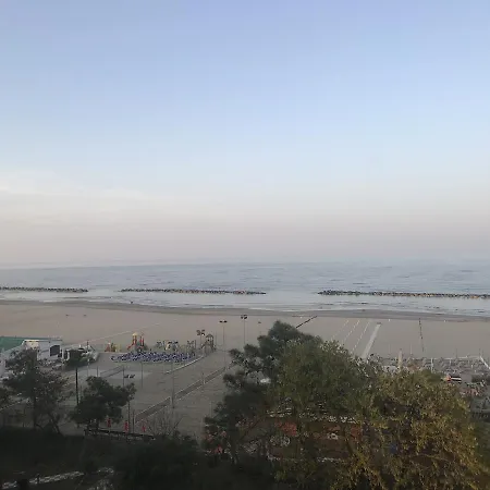 فندق Mirage ميكيلي