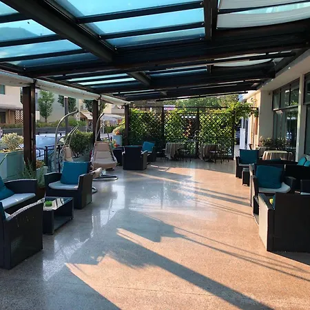 Mirage Лидо-ди-Классе