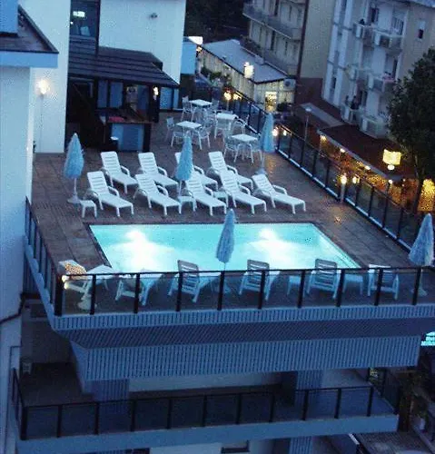 Mirage Ξενοδοχείο 3*