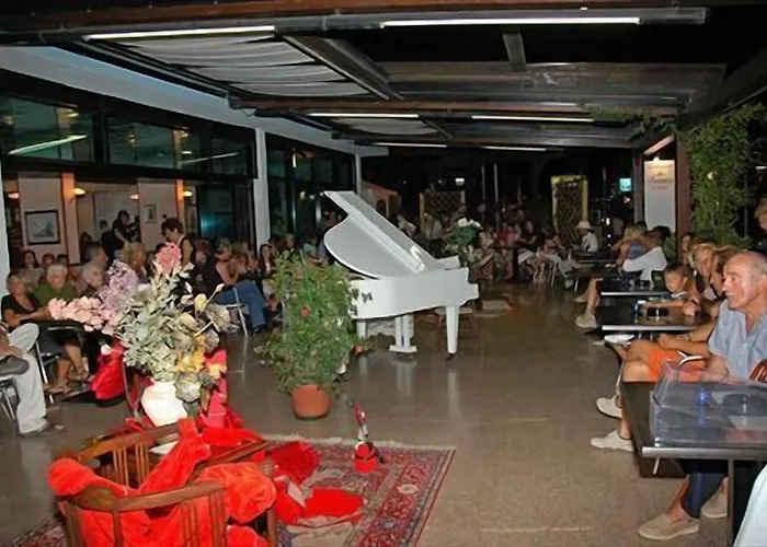 Ξενοδοχείο Mirage 3*