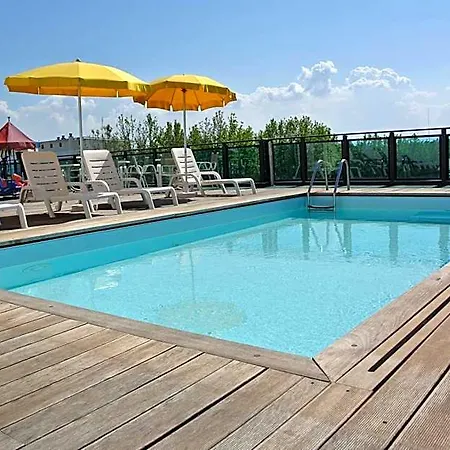 Mirage Hotel
