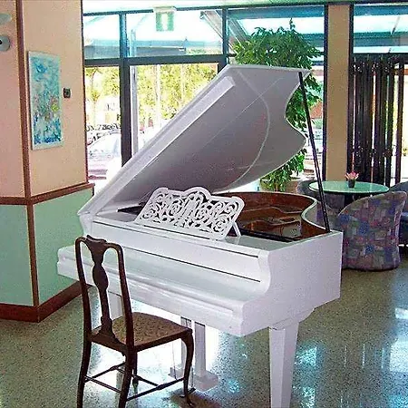 Mirage Hotel