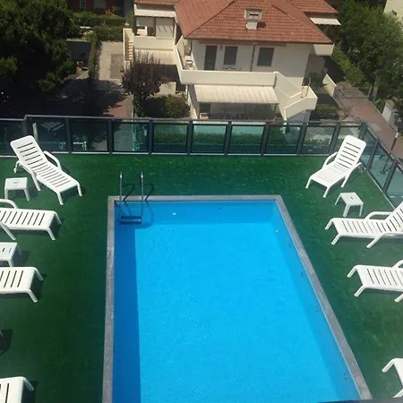 Mirage 3* Lido di Classe