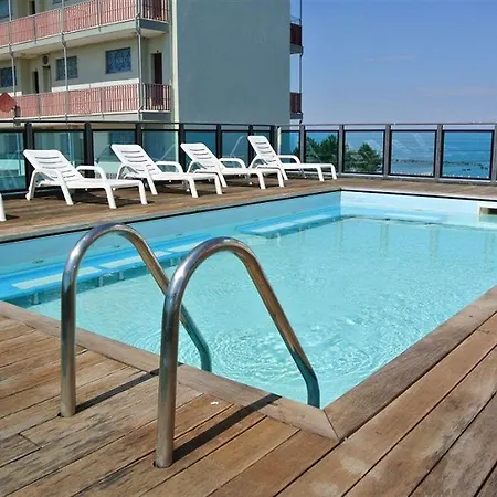 Mirage Hotel 3*