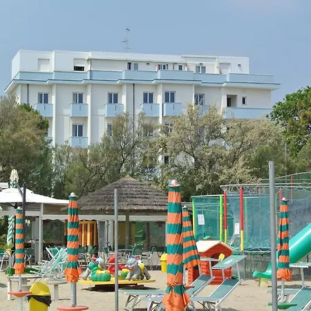 Mirage Отель 3*