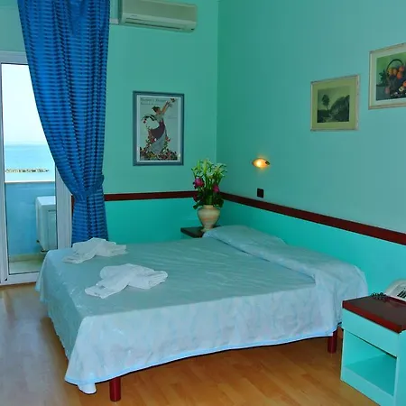 Mirage 3* Lido di Classe