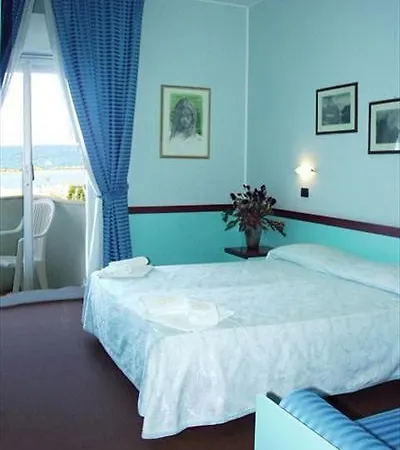 Mirage 3* Lido di Classe